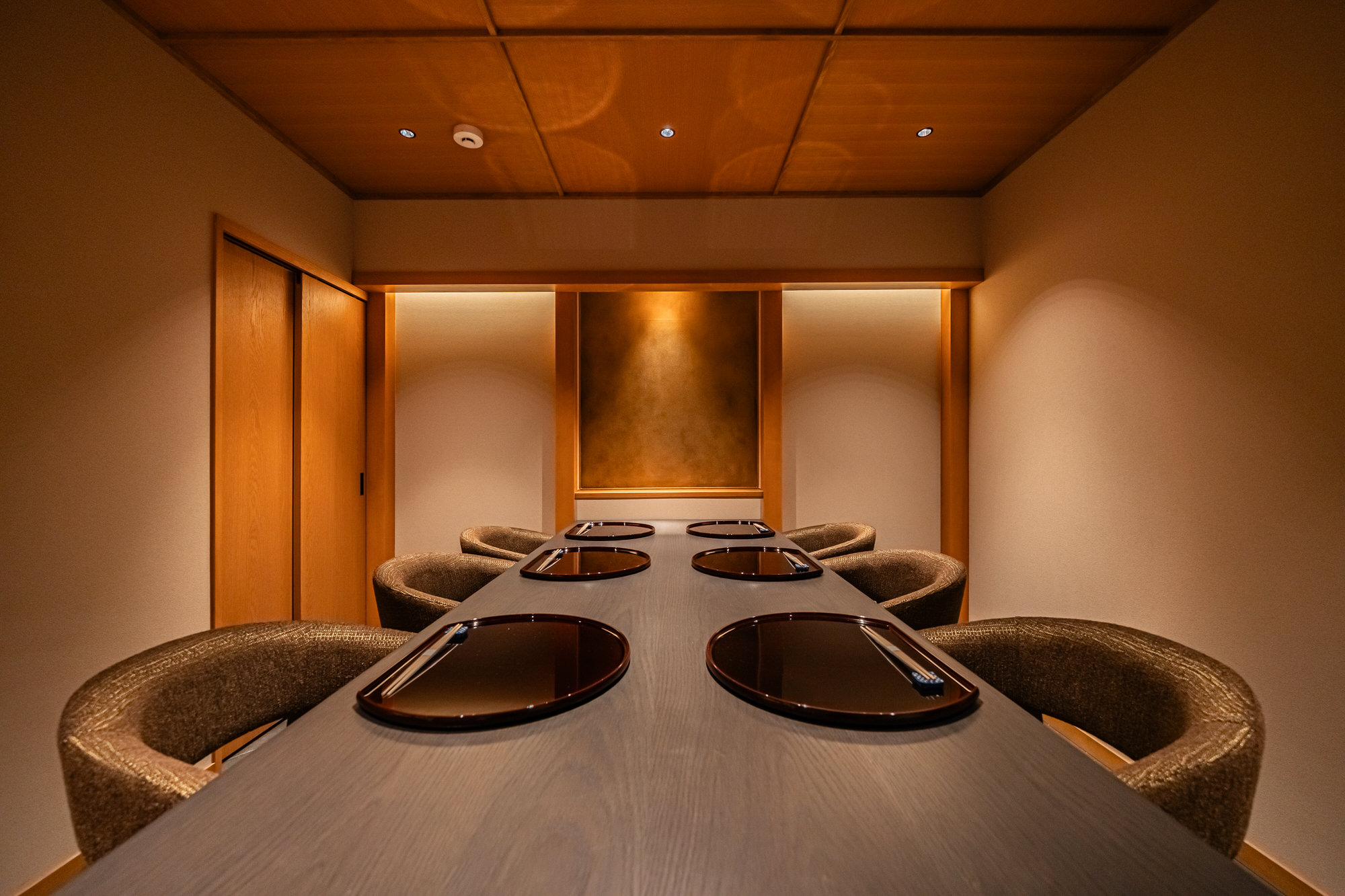 顔合わせ食事会に最適な完全個室｜割烹 築地 㐂やま 最大6名様